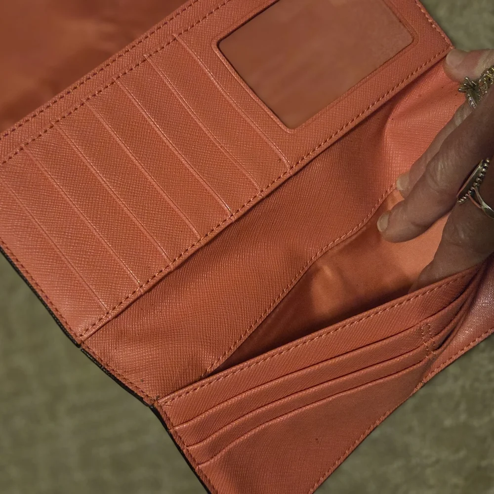 Coach Orange Leather Wallet Classic Design Very Good Condition - Picture 6 of 8